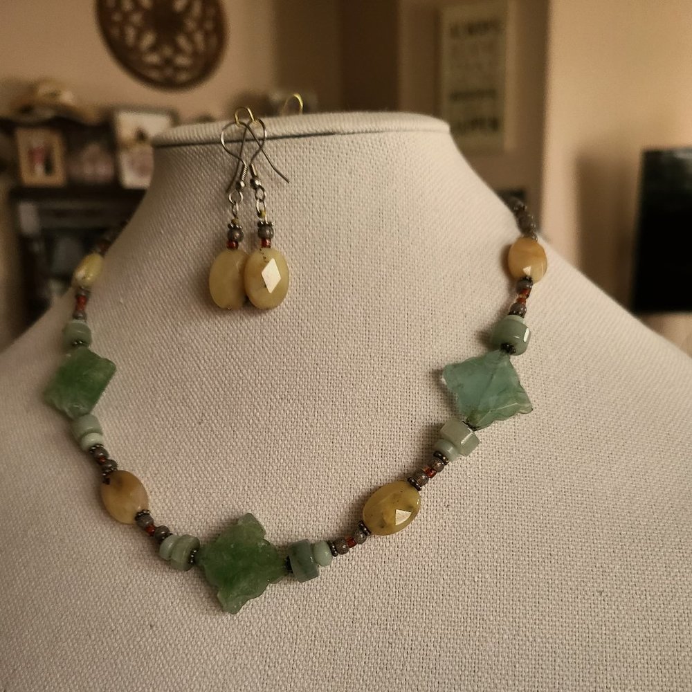 Moss Agate & Faceted Yellow Jade